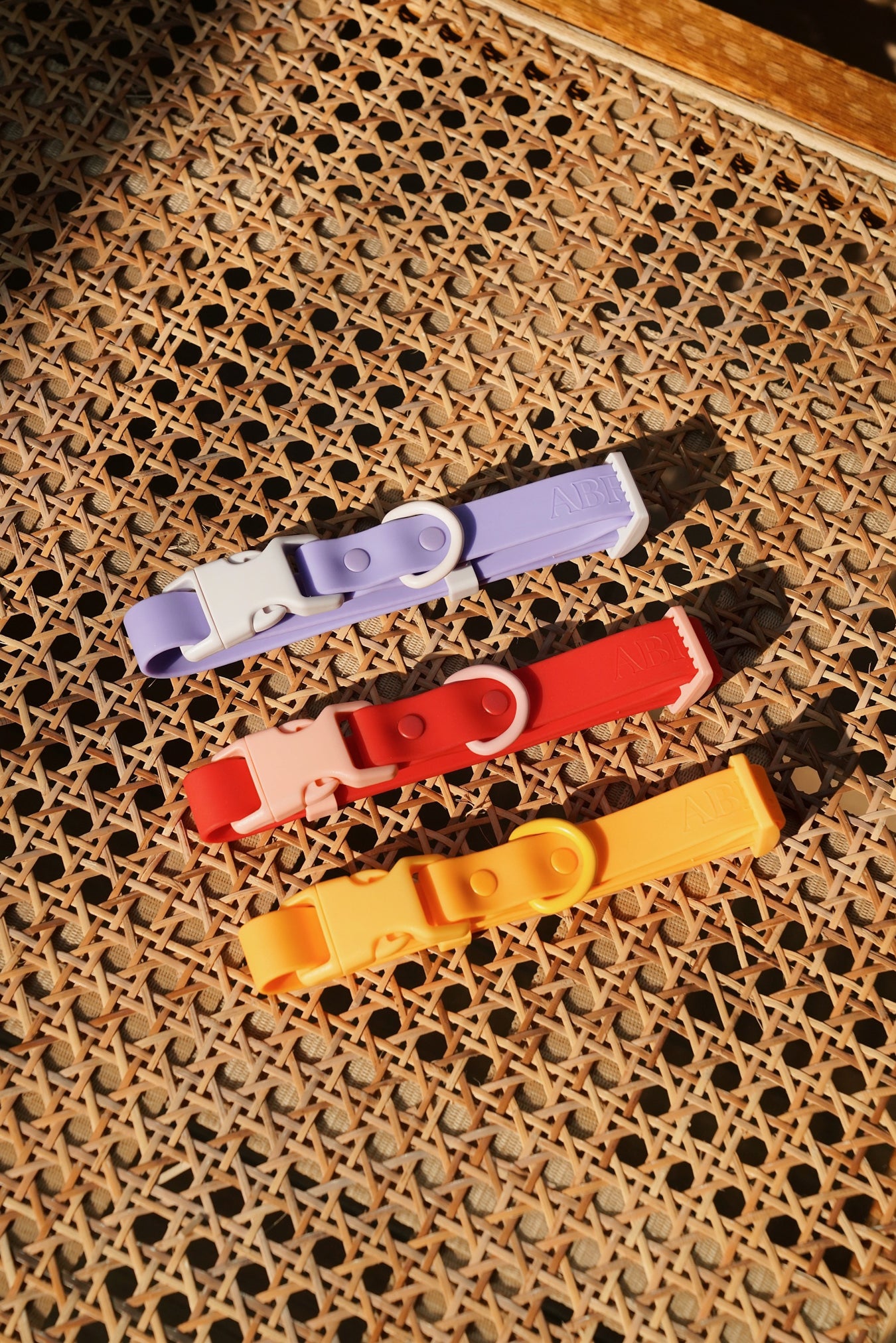 Collar in cherry