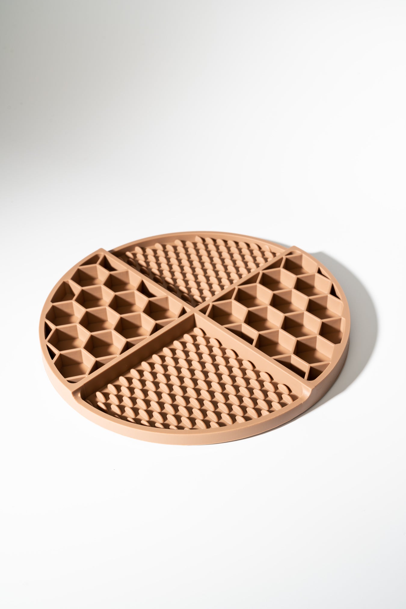Lick Mat in taupe