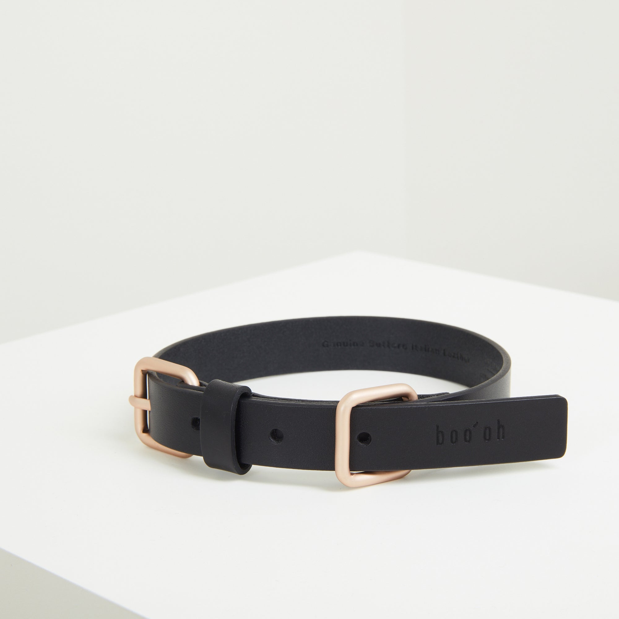 Lumi collar by Boo Oh in black + gold