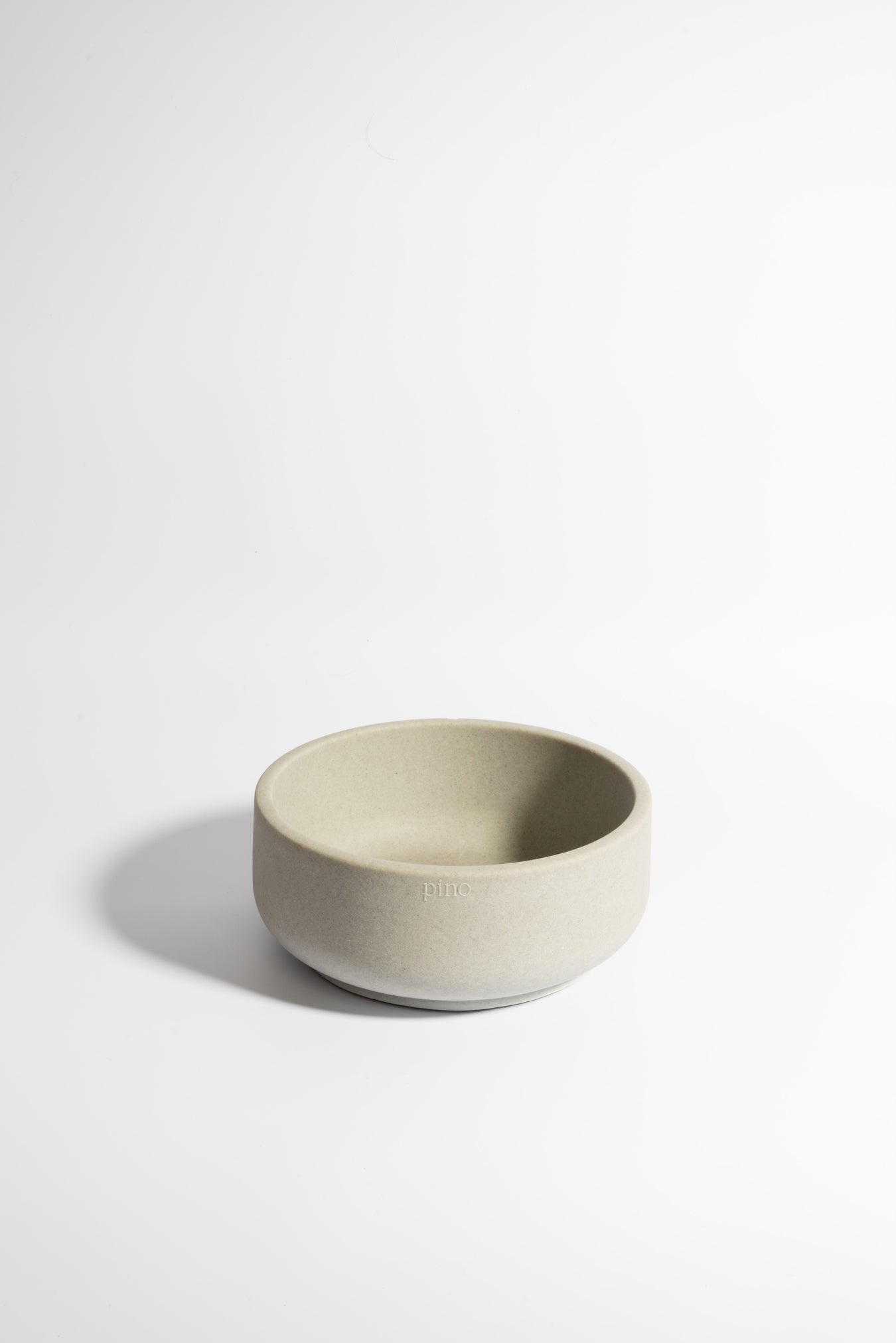 Classic feeder bowl in dolphin grey